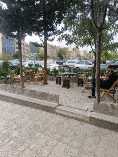 عکس کافه فست فود لوین