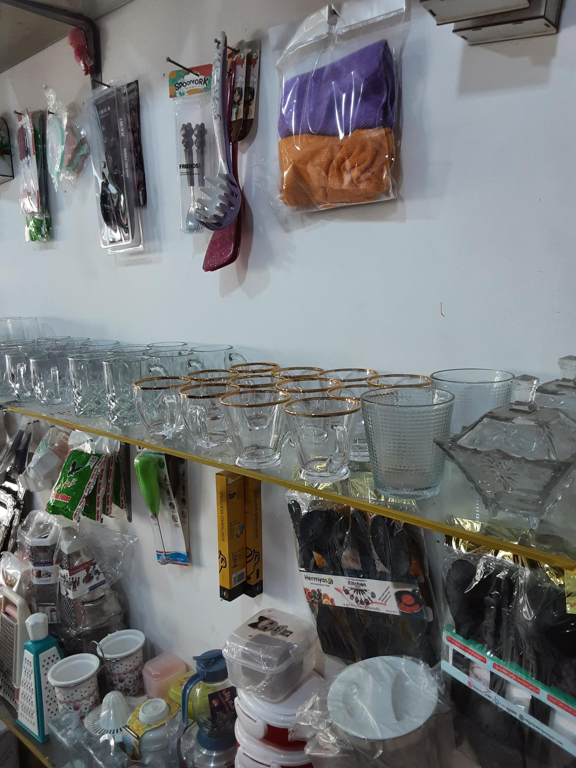 عکس فروشگاه کادوئی امیرحسین