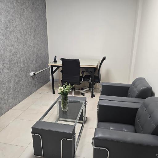 آموزشگاه برنامه نویسی و فضای کار اشتراکی تکنوژ