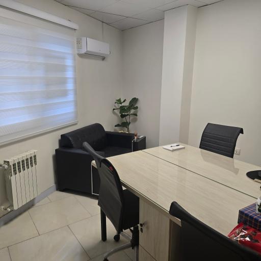 آموزشگاه برنامه نویسی و فضای کار اشتراکی تکنوژ