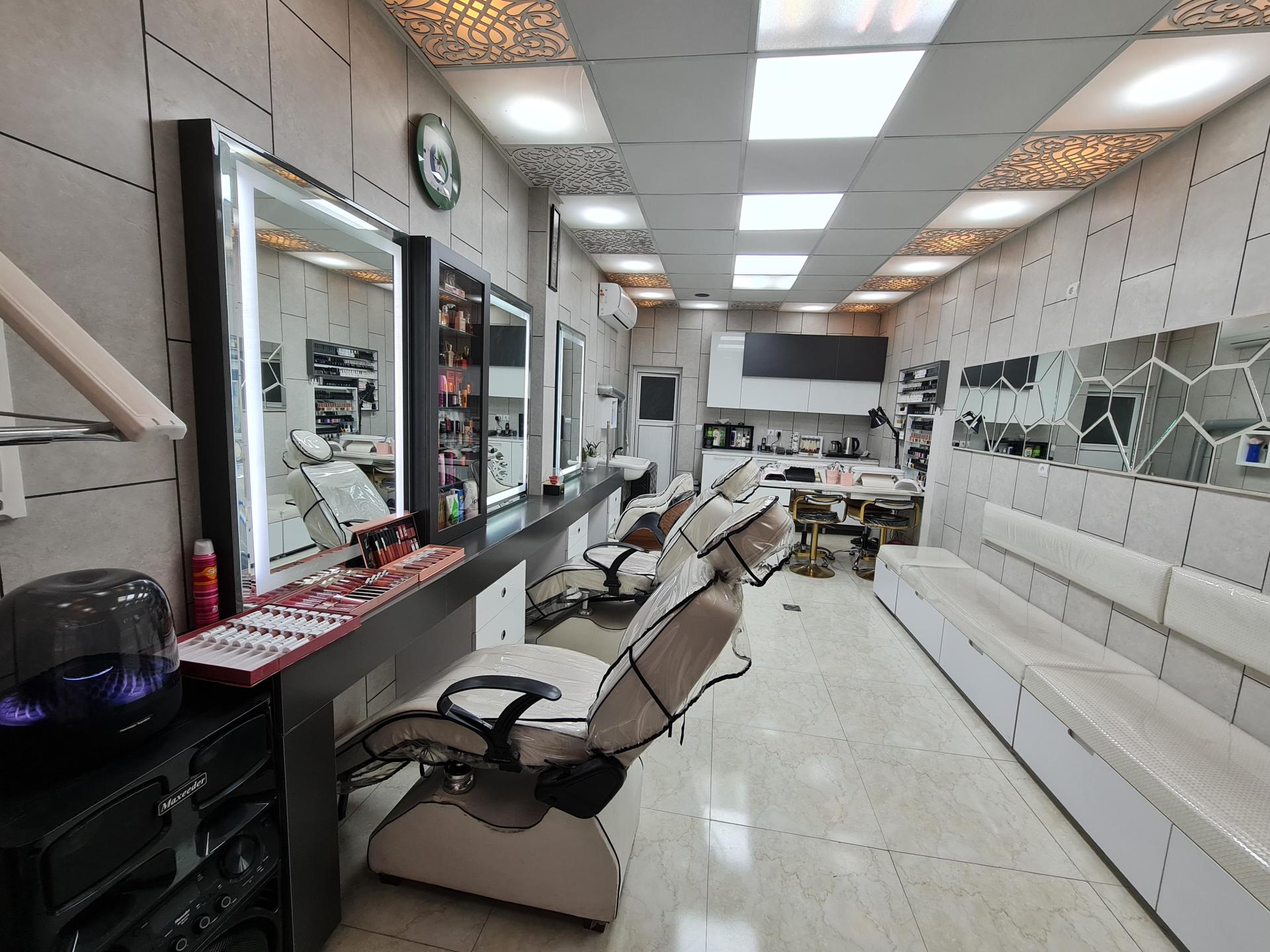 عکس سالن آرایشی سارای