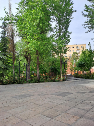 عکس باغ موزه ملی کار