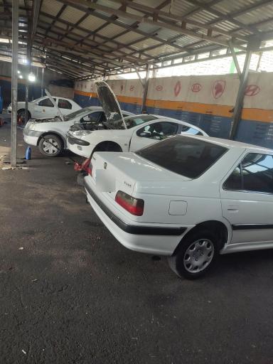 عکس تعمیرگاه پونک