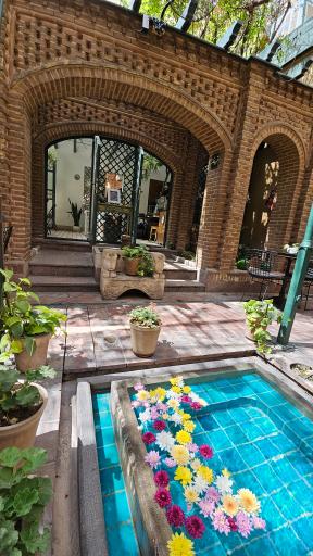 عکس خانه فاموری