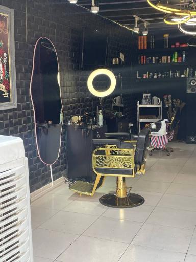 عکس آرایشگاه رادمهر