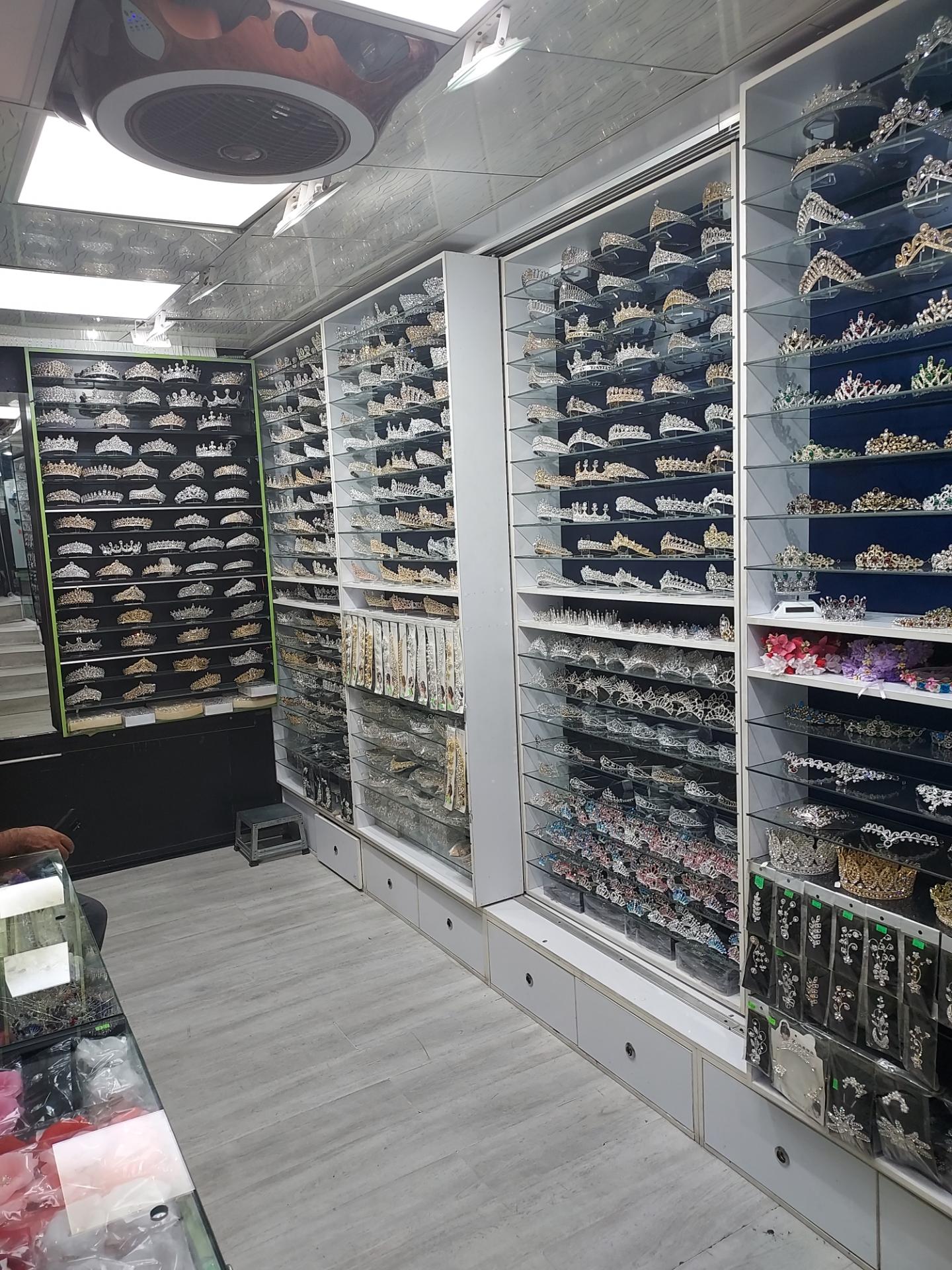 عکس تاج عر‌وس نسیم پلاک84