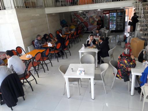 عکس املت تبریز پاشا (صبحانه با نان داغ)