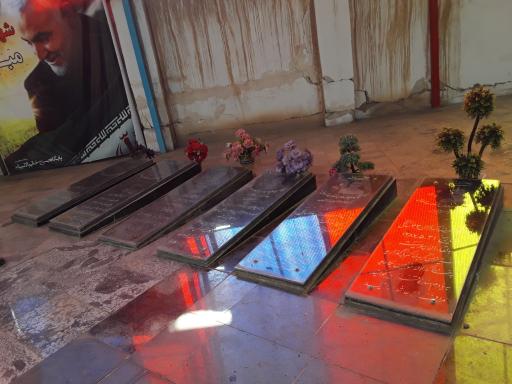 عکس آرامستان و مزار شهدای عاشق آباد