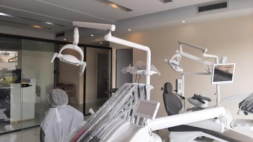 عکس دندان پزشکی دکتر زهرا کیانی