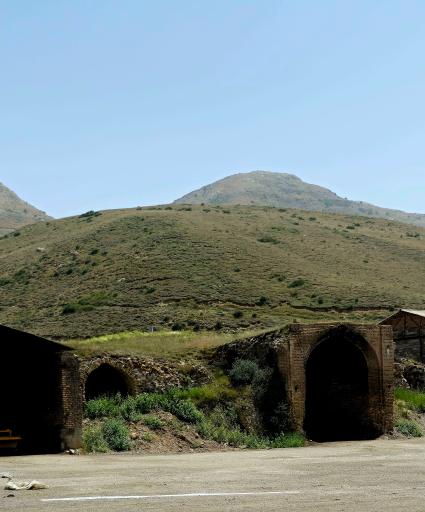 عکس کاروانسرای گردنه گدوک