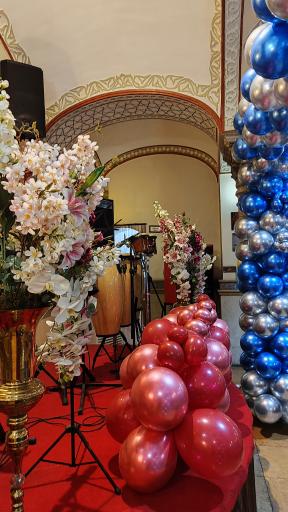 عکس رستوران ایرانی سنتی ارسباران