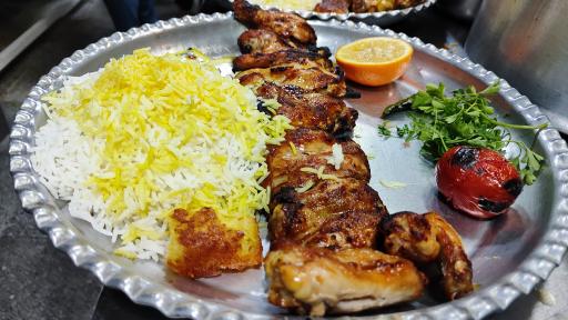 عکس رستوران ایرانی سنتی ارسباران