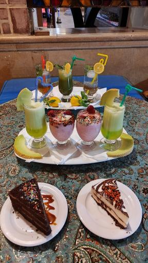 عکس رستوران ایرانی سنتی ارسباران