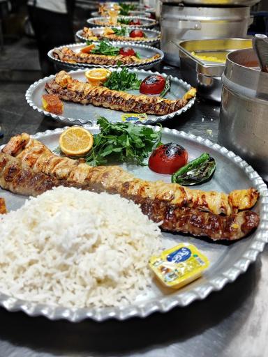 عکس رستوران ایرانی سنتی ارسباران