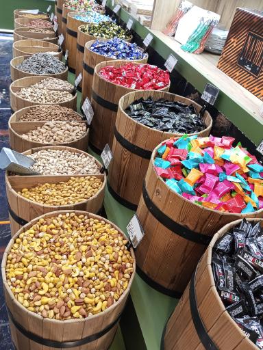 عکس قنادی پدر 