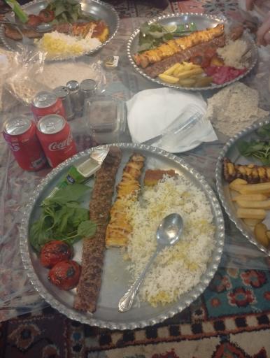 عکس رستوران ایرانی سنتی ارسباران
