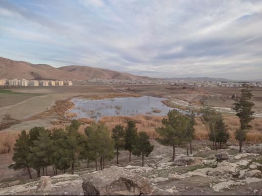 عکس دریاچه سراب شرف آباد