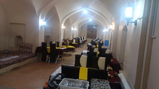 عکس هتل و رستوران منتظران