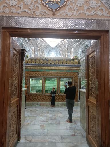 عکس هتل و رستوران منتظران