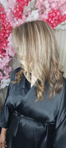 عکس سالن زیبایی تی تی