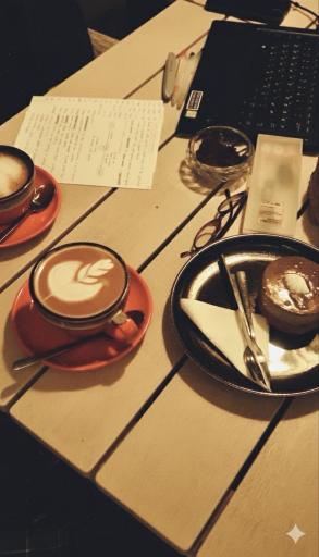 عکس کافه کتاب پاگرد