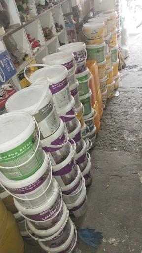 عکس رنگ و ابزار خوشنام 