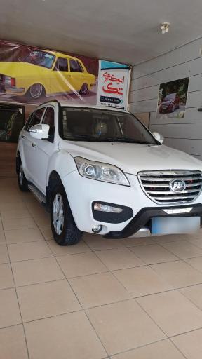 عکس نمایشگاه اتومبیل تک