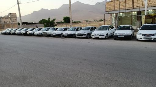 عکس نمایشگاه اتومبیل تک