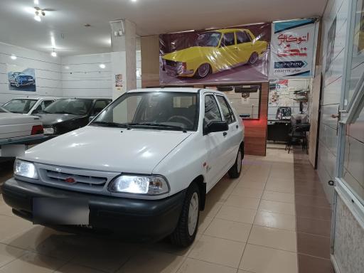 عکس نمایشگاه اتومبیل تک