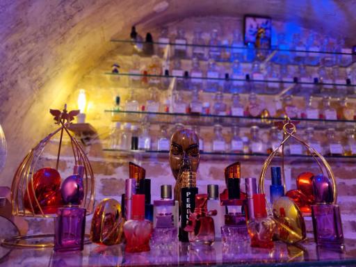 عکس کافه عطر