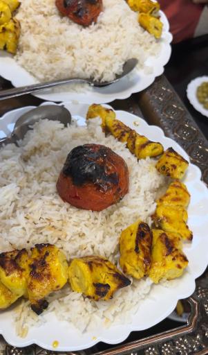 عکس غذا خوری عمو یوسف