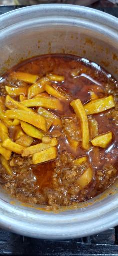 عکس غذا خوری عمو یوسف