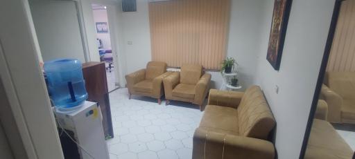 عکس مطب دکتر بابک بخشی متخصص دندانپزشکی