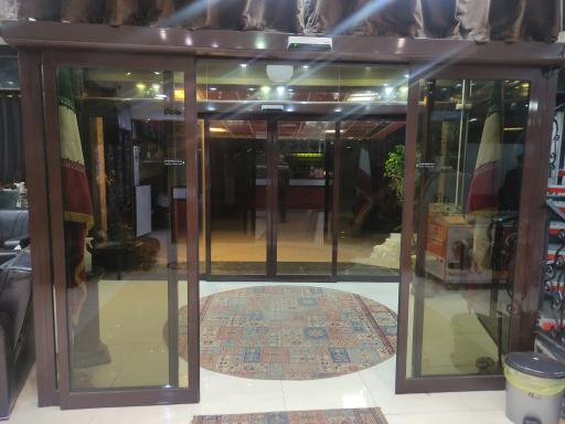 عکس هتل پلاس بوشهر