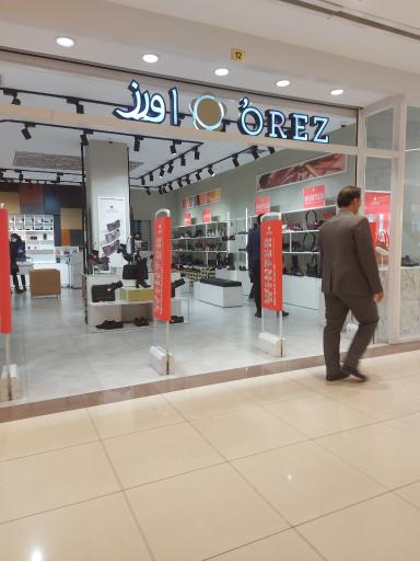 عکس فروشگاه پوشاک اورز