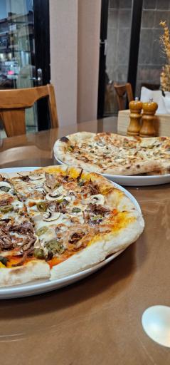 عکس کافه رستوران اردیبهشت 