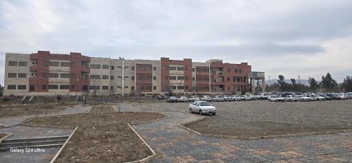 عکس دانشگاه آزاد اسلامی واحد ساوه