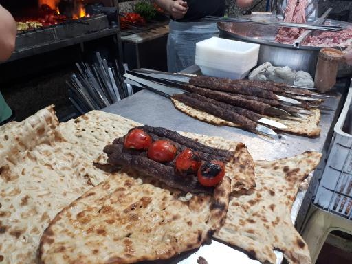 عکس کبابی گلپایگانی