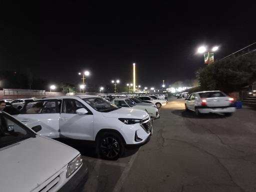 عکس پارکینگ شهربازی ۱ ارم سبز