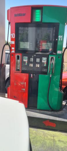 عکس جایگاه سوخت اختصاصی 284