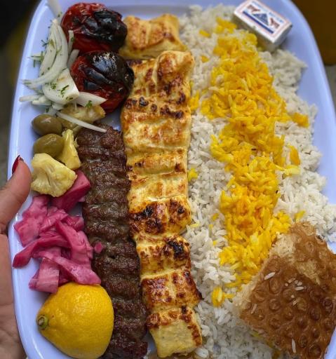 عکس کافه رستوران پاپیون