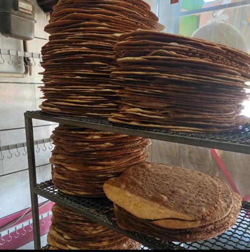 عکس تولیدی نان قندی طلوع