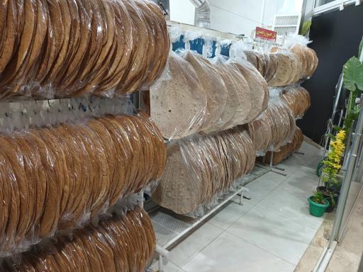 عکس تولیدی نان قندی طلوع