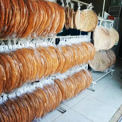 عکس تولیدی نان قندی طلوع