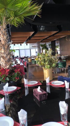 عکس رستوران مرسی پدیده شاندیز