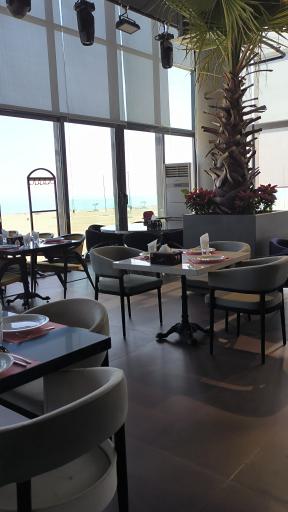 عکس رستوران مرسی پدیده شاندیز