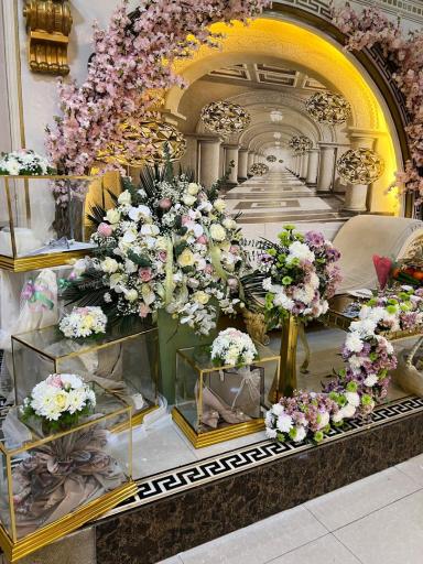 عکس تالار ارغوان طلایی