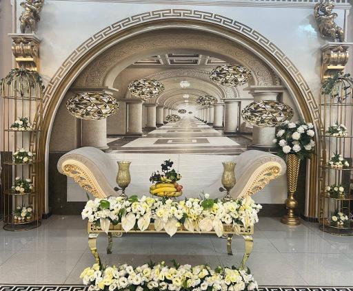 عکس تالار ارغوان طلایی