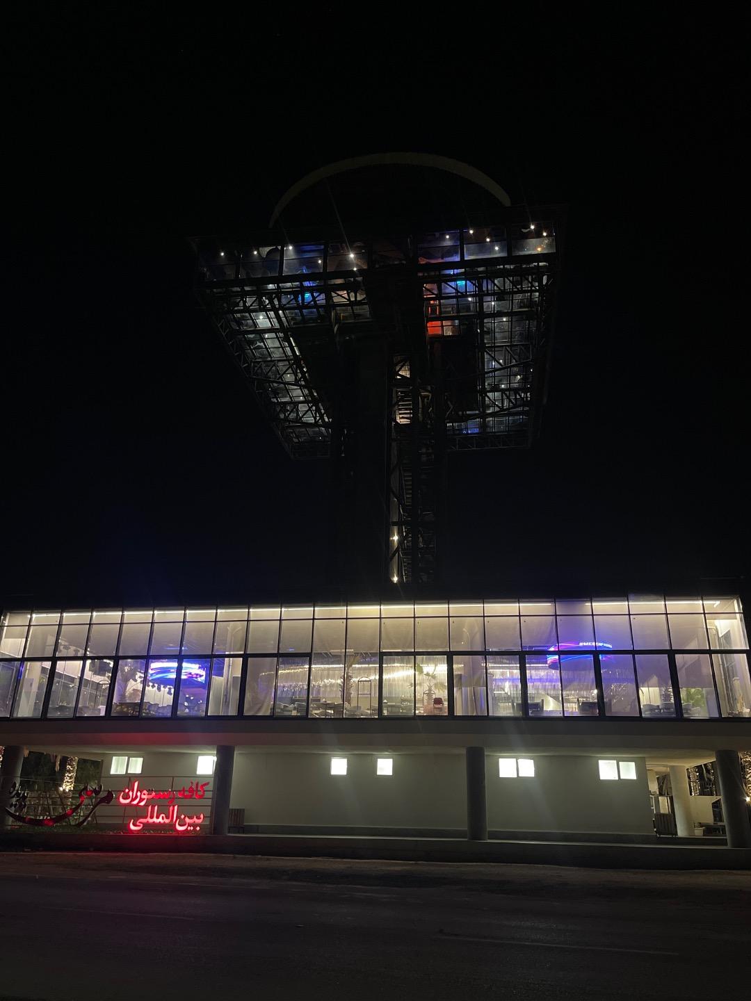 عکس رستوران مرسی پدیده شاندیز