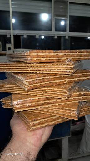 عکس تولیدی نان قندی طلوع